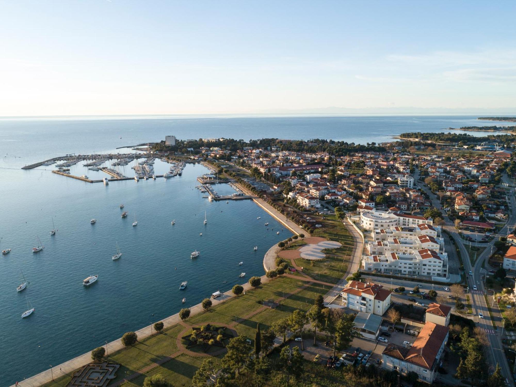 Humagum Sea View Apartment - Garden Palace Umag Kültér fotó