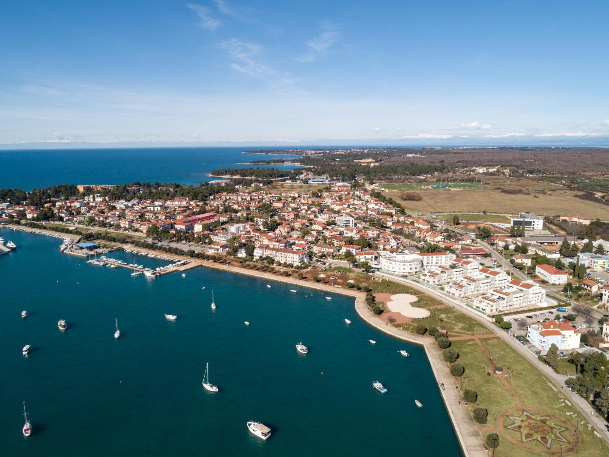 Humagum Sea View Apartment - Garden Palace Umag Kültér fotó