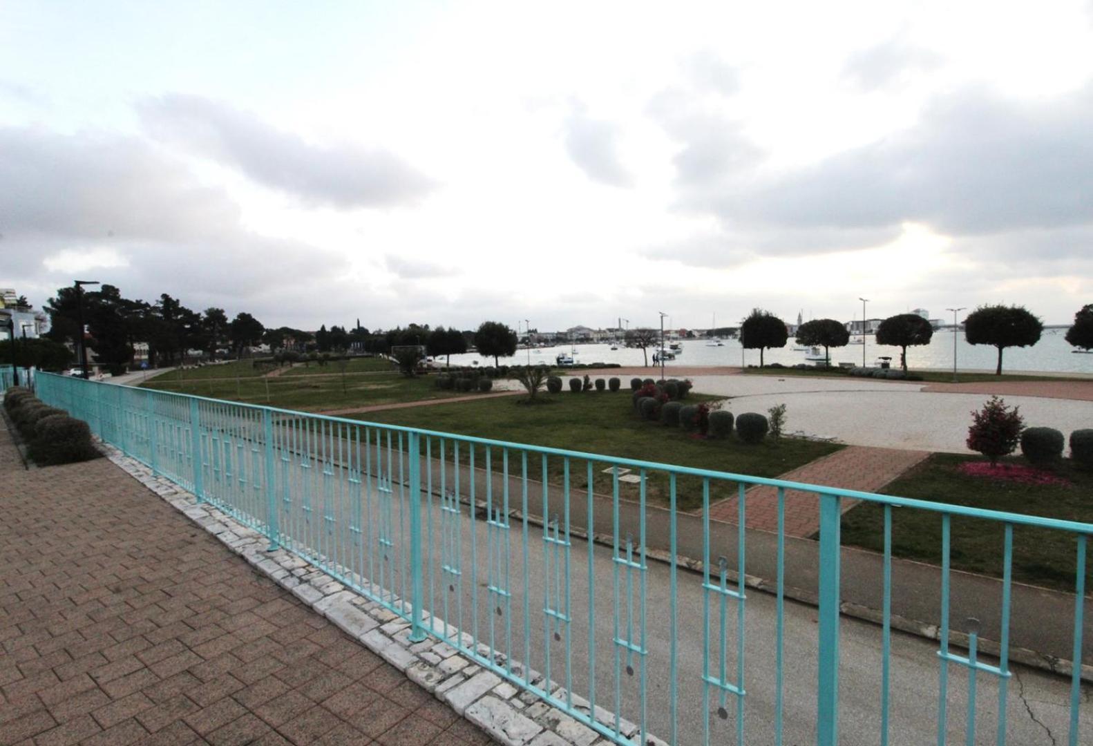 Humagum Sea View Apartment - Garden Palace Umag Kültér fotó